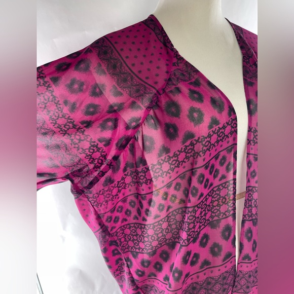 EXPRESS WOMEN PURPKE AND BLACK KIMONO SIZE SMALL PETITE - Picture 3 of 9